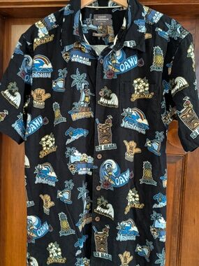 Quiksilver Black Hawaiian Graphic Short Sleeve Button-Down Shirt